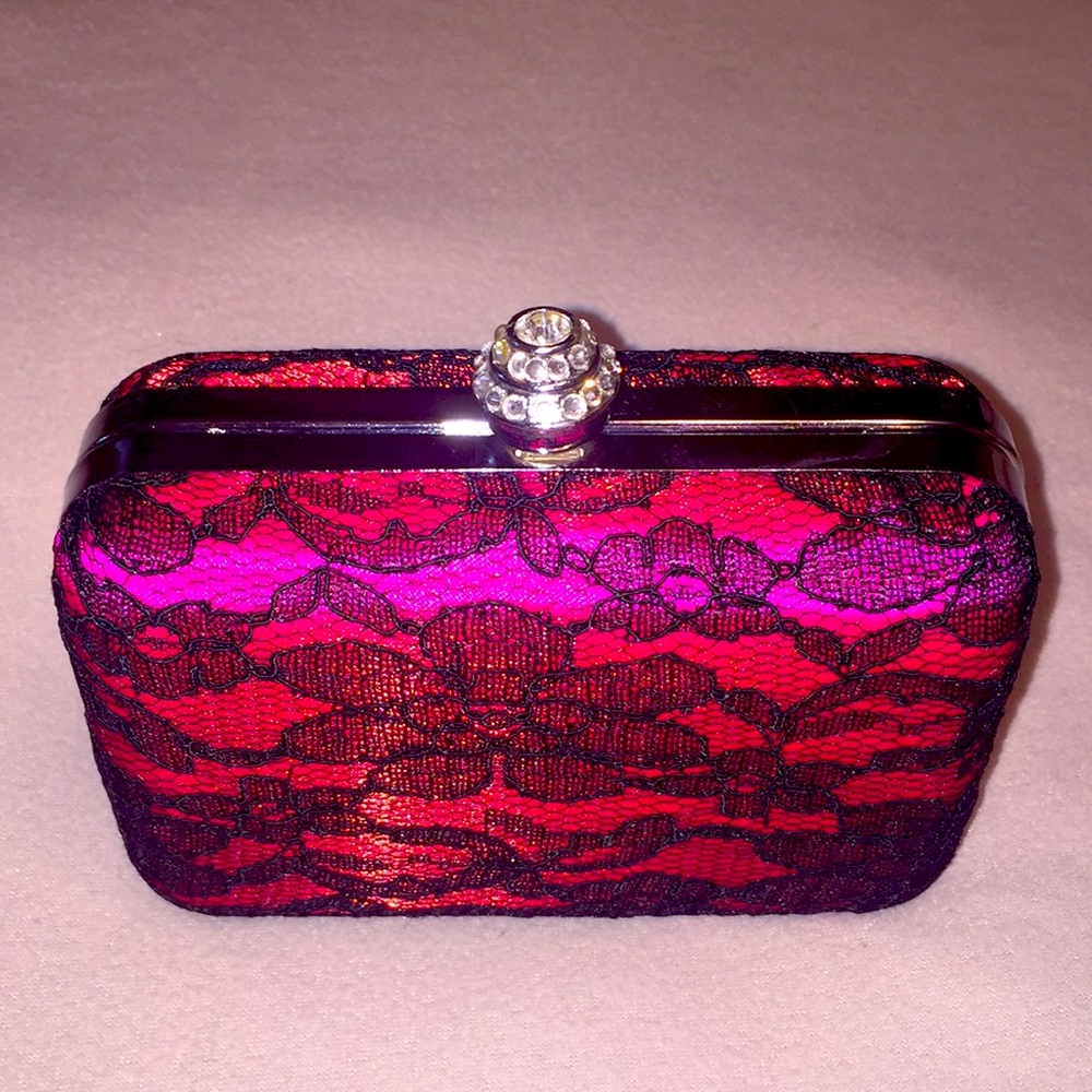 Small cocktail dress type purse